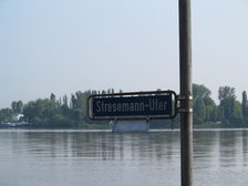 Stresemann-Ufer