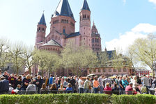 Besucher des Marktfrühstücks