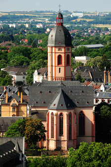 Außenansicht der St. Stephanskirche