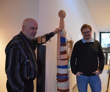 Jean Michael und Jean Raphael vor Kunst und Auszeichnung